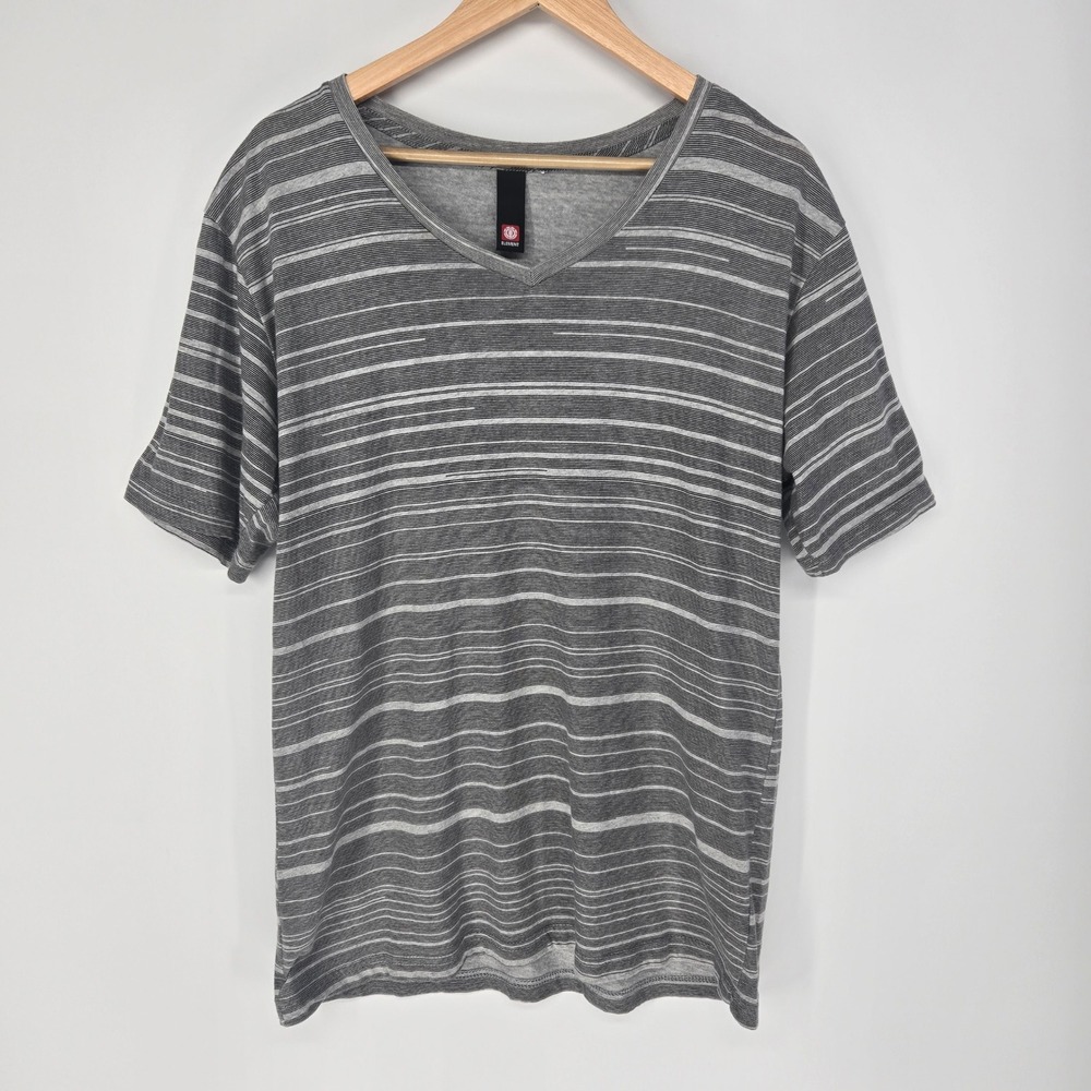 Element V-Neck T-Shirt Mens XL Gray Striped Sk8 Skate Streetwear Tee‎ Grunge y2k